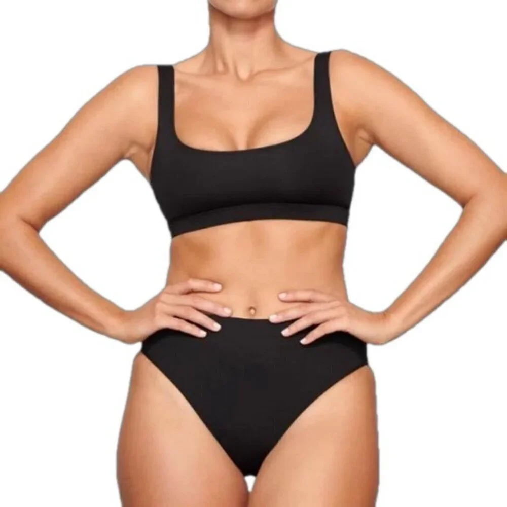 Skims Small Swim Scoop Tank Bikini Top Onyx Black NWT Beach Vacation Swimwear